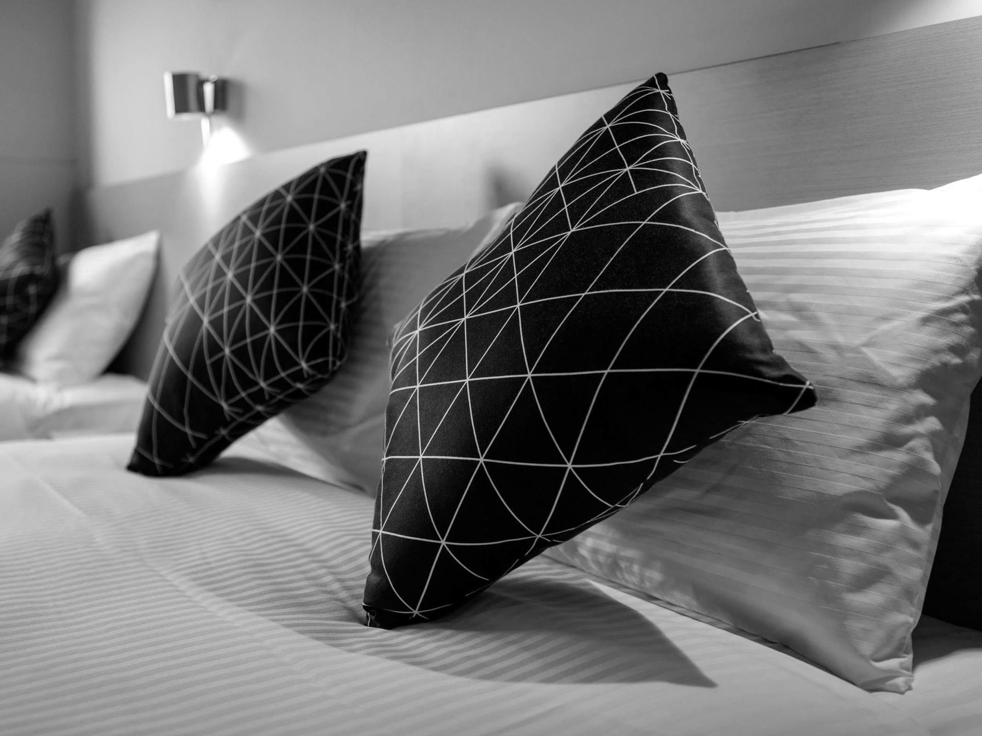 Nightcap At St Albans Hotel Екстер'єр фото